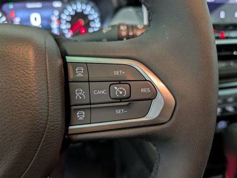 Used 2026 Jeep Compass Limited AWD/4WD image 17