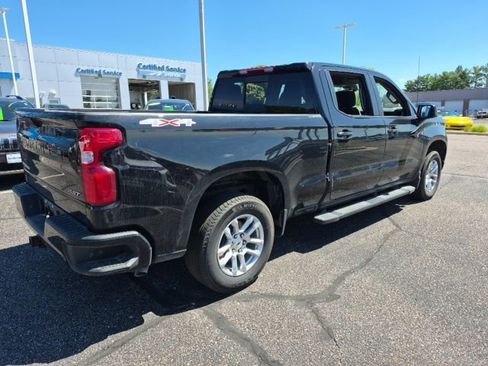 Used 2025 Chevrolet Silverado 1500 RST AWD/4WD image 8