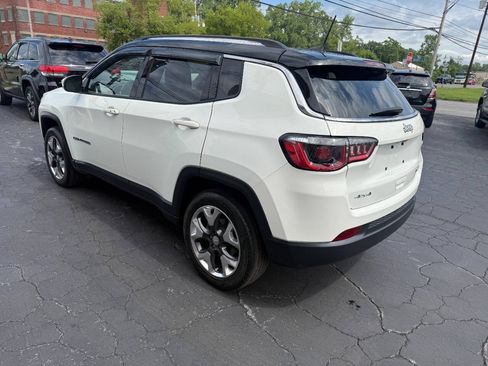 Used 2018 Jeep Compass Limited AWD/4WD image 4