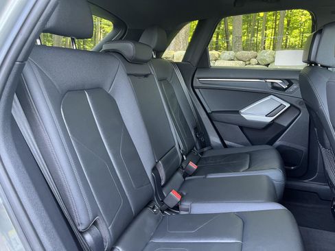 Used 2022 Audi Q3 2.0T Premium AWD/4WD image 39