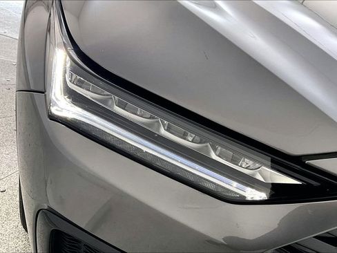 Used 2025 Acura MDX A-Spec image 36