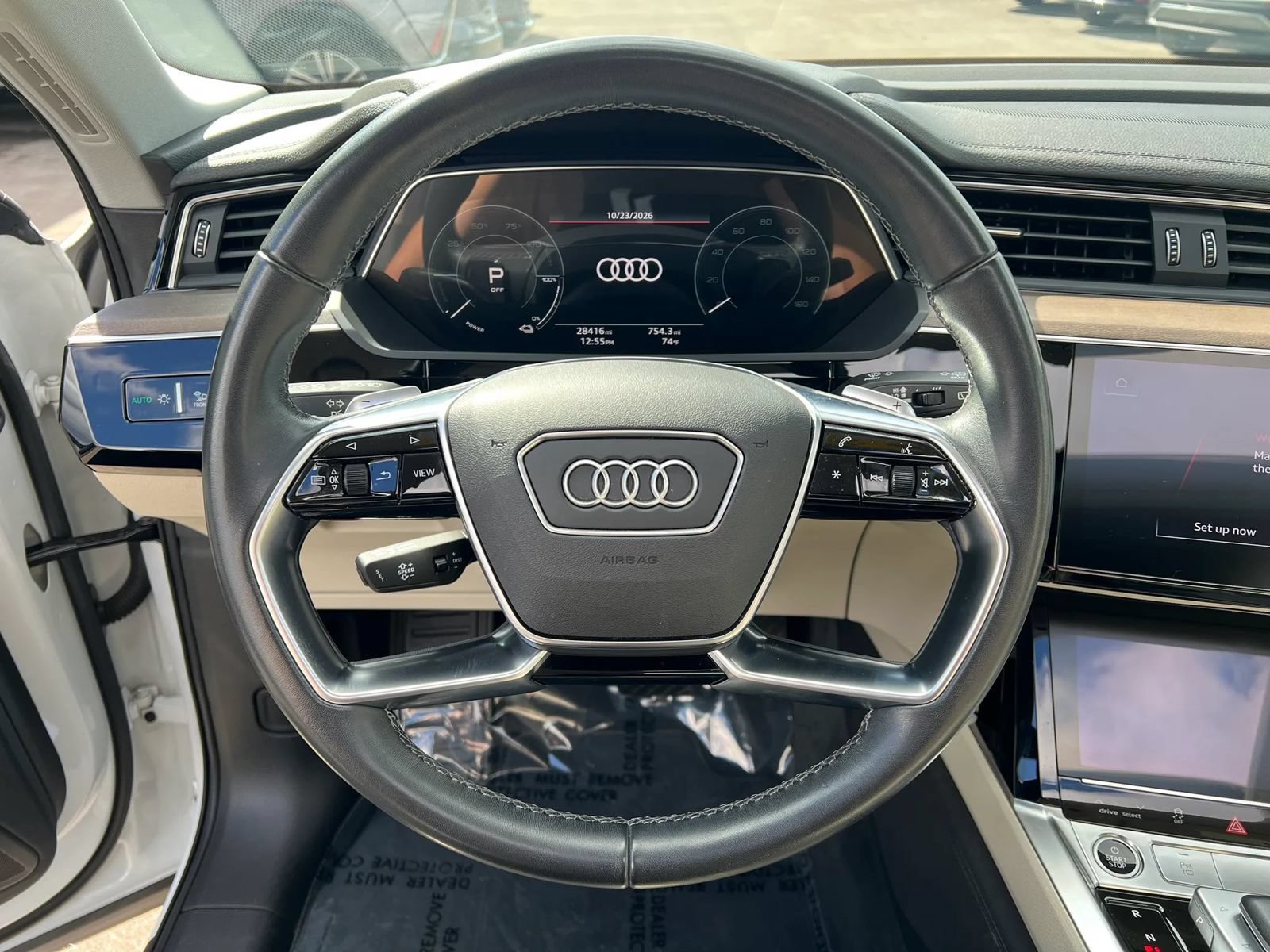 Used 2024 Audi Q8 e-tron Premium Plus AWD/4WD image 15