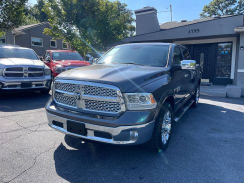 Used 2017 RAM 1500 Laramie AWD/4WD image 2