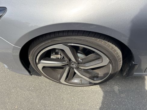 Used 2019 Honda Accord Sport image 32