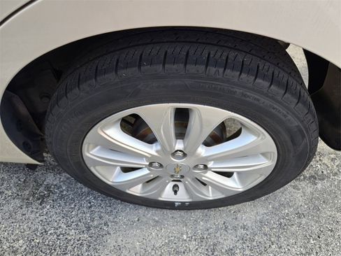 Used 2017 Chevrolet Spark LT image 10