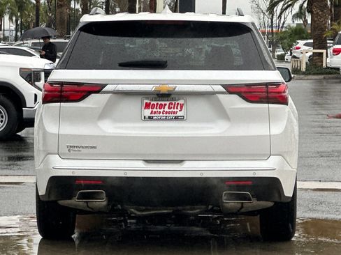 Used 2023 Chevrolet Traverse High Country w/ LPO, Floor Liner Package image 5