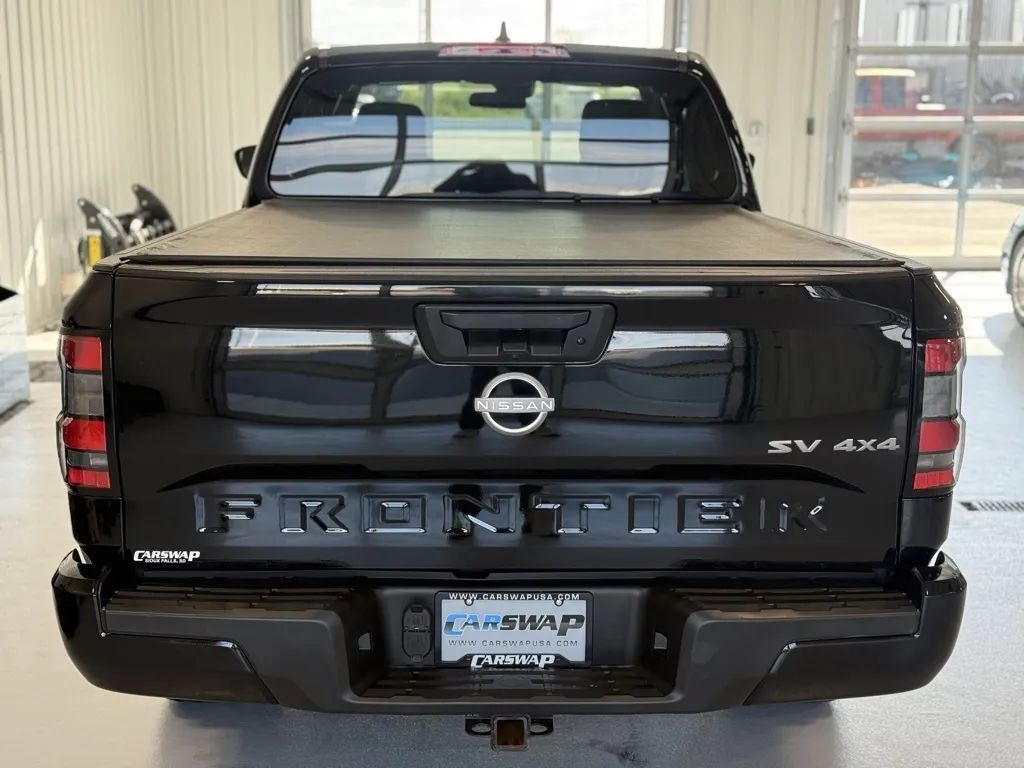 Used 2023 Nissan Frontier SV w/ Tow Package AWD/4WD image 4