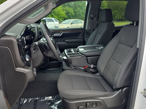 Certified 2024 Chevrolet Silverado 1500 RST AWD/4WD image 19