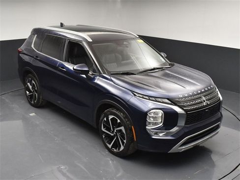 Used 2024 Mitsubishi Outlander SEL image 40