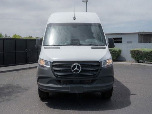 New 2025 Mercedes-Benz Sprinter 2500 image 2