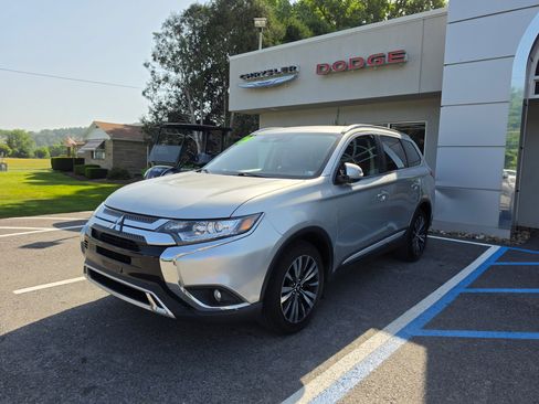 Used 2020 Mitsubishi Outlander SEL AWD/4WD image 8