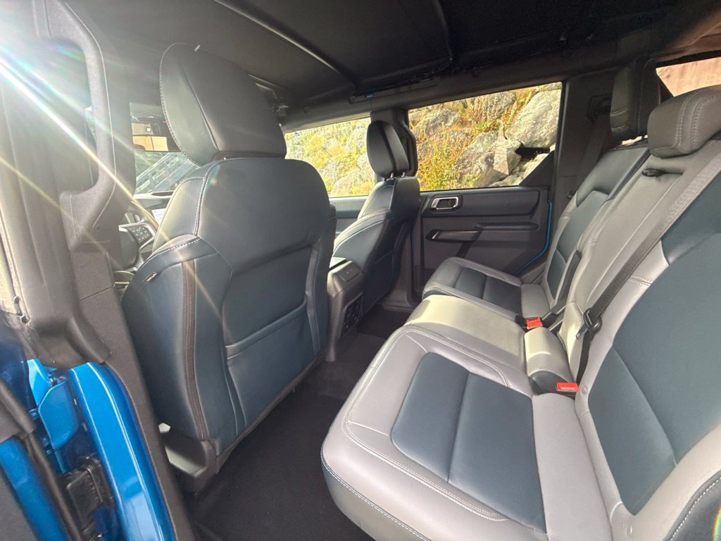 Used 2024 Ford Bronco Outer Banks AWD/4WD image 21