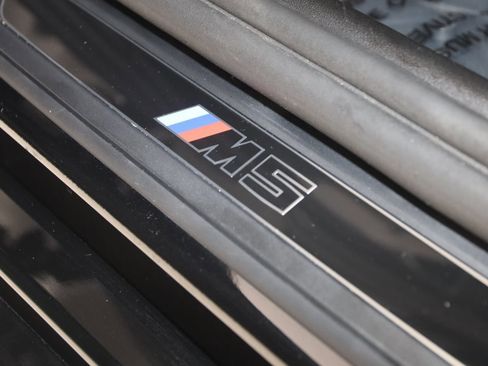 Used 2025 BMW M5 w/ Executive Package image 46