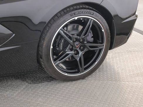 Used 2024 Chevrolet Corvette Stingray Premium Cpe image 14