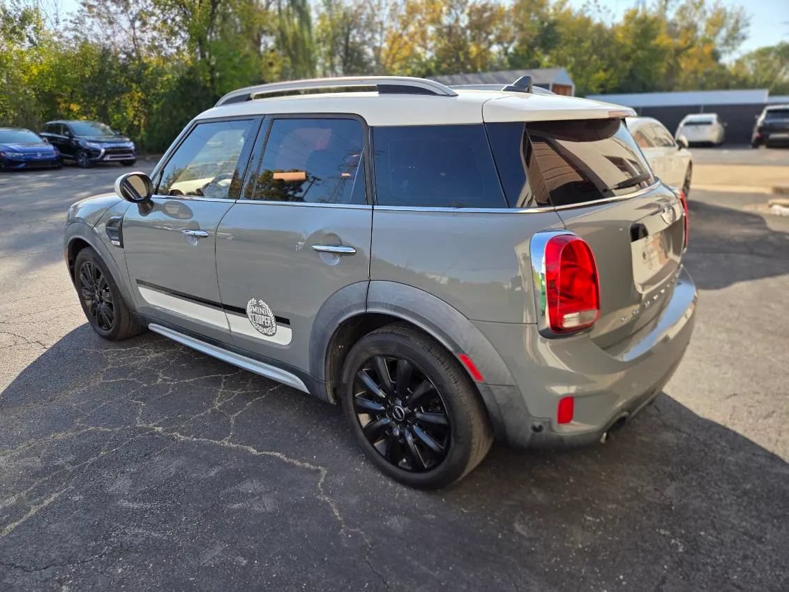 Used 2018 MINI Cooper Countryman FWD image 2