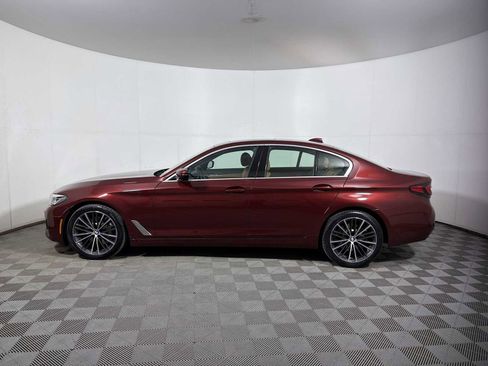 Certified 2023 BMW 530i xDrive w/ Convenience Package image 4