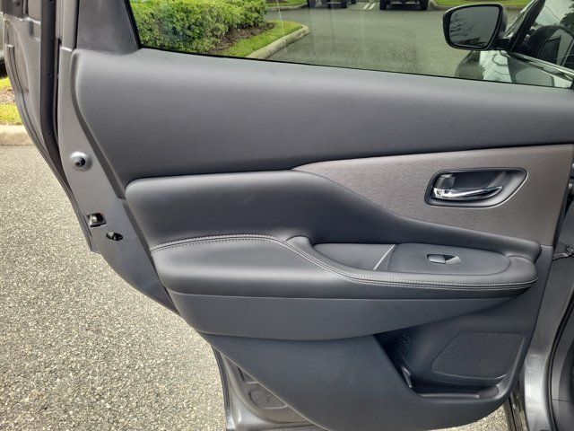 Used 2024 Nissan Murano SV FWD image 14