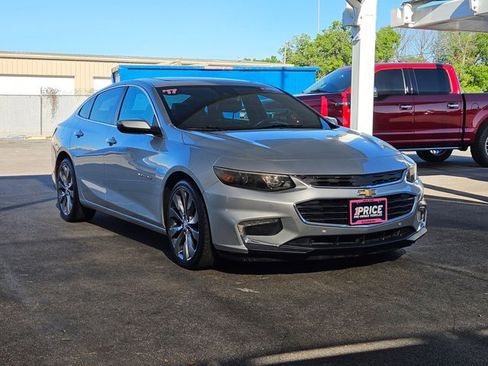 Used 2017 Chevrolet Malibu Premier w/ Premier Sun and Wheel Package image 3