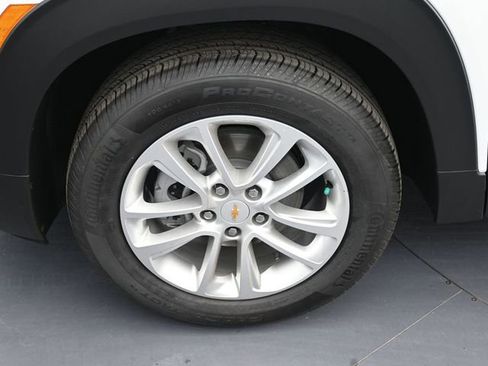 New 2026 Chevrolet TrailBlazer LS w/ LS Convenience Package FWD image 24