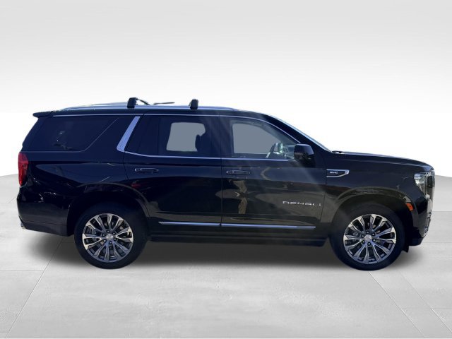 Used 2021 GMC Yukon Denali w/ Denali Premium Package AWD/4WD image 4