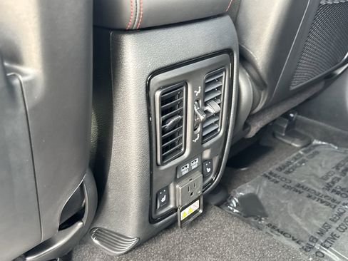 New 2025 Dodge Durango R/T image 30