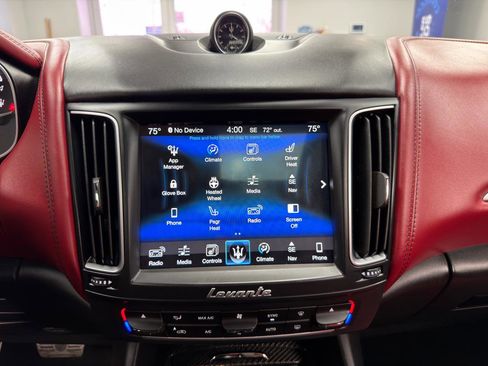 Used 2017 Maserati Levante w/ Sport Package image 20