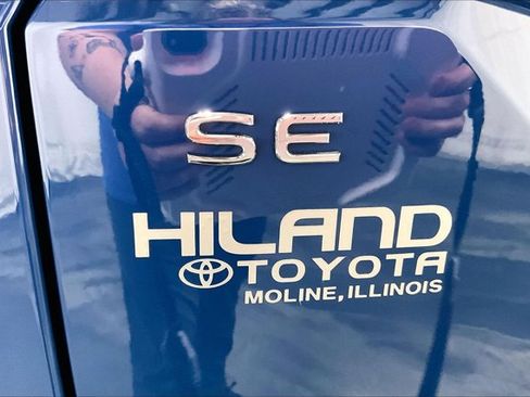 Used 2026 Volkswagen Atlas SE FWD image 8