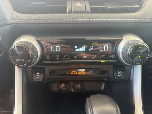 Certified 2025 Toyota RAV4 XLE AWD/4WD image 16