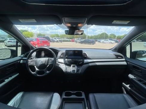 Used 2024 Honda Odyssey Sport image 12