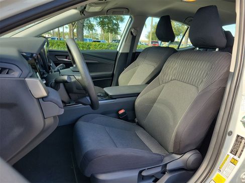 Used 2025 Toyota Camry LE image 17
