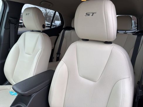 Used 2024 Buick Encore GX Sport Touring w/ Advanced Technology Package image 11