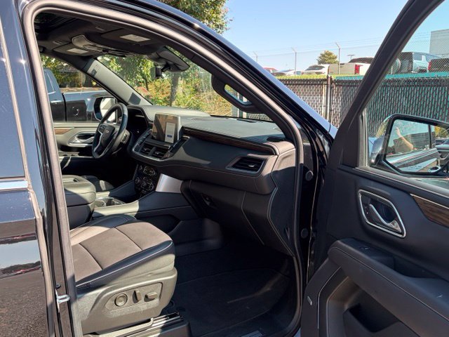 Used 2024 Chevrolet Tahoe Premier w/ Premium Package AWD/4WD image 26
