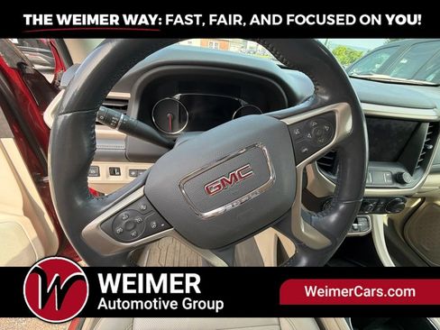 Used 2023 GMC Acadia Denali AWD/4WD image 17