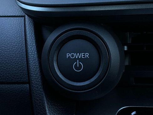 New 2026 Toyota Prius LE image 24