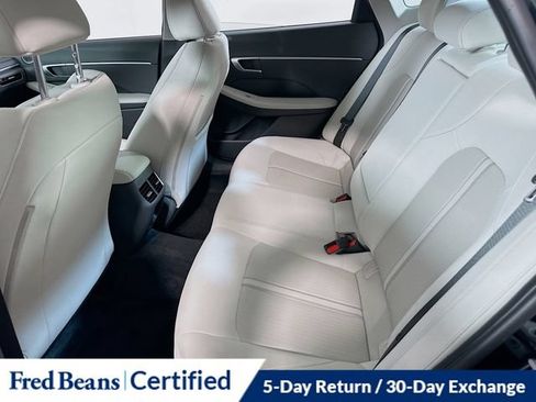 Certified 2023 Hyundai Sonata SEL w/ Convenience Package FWD image 12