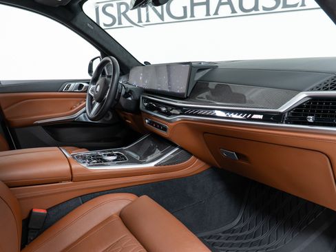 Certified 2024 BMW X7 M60i w/ Executive Package AWD/4WD image 22