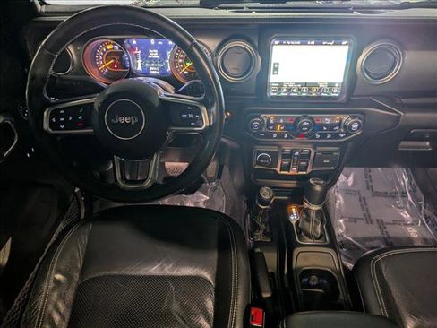 Used 2020 Jeep Wrangler Unlimited Sahara image 19