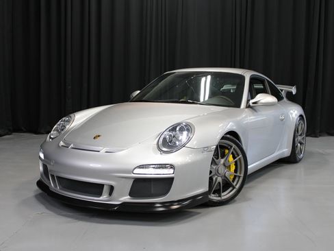 Used 2010 Porsche 911 GT3 image 1