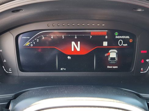 Used 2025 Honda Civic Type R image 10