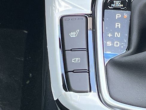 New 2026 Kia Seltos EX FWD image 8