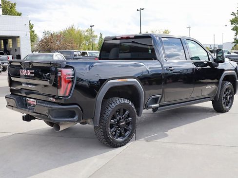 Used 2024 GMC Sierra 3500 AT4 w/ AT4 Premium Plus Package image 6