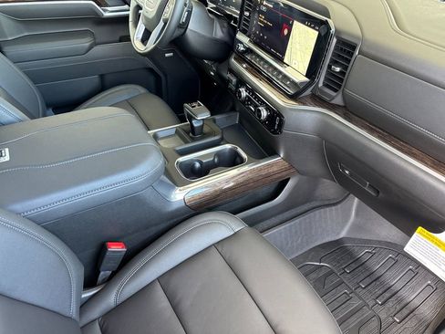 New 2026 GMC Sierra 1500 Elevation w/ Elevation Premium Package AWD/4WD image 14