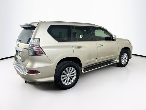 Used 2016 Lexus GX 460 w/ Premium Package AWD/4WD image 9