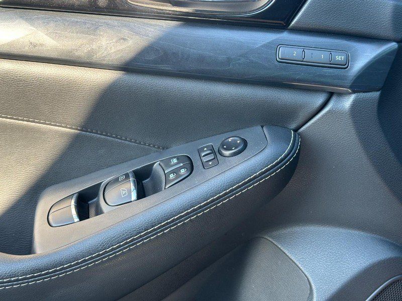 Used 2023 Nissan Maxima Platinum w/ Sport Mat Group FWD image 25