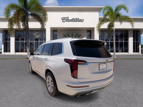 Certified 2023 Cadillac XT6 Luxury FWD image 11
