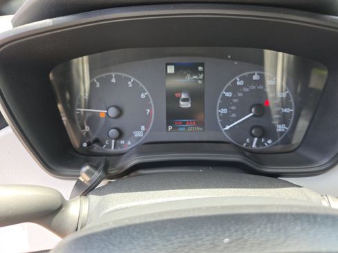 Used 2024 Toyota Corolla SE FWD image 11