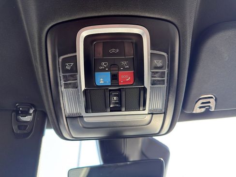 Used 2025 RAM 1500 Big Horn image 24