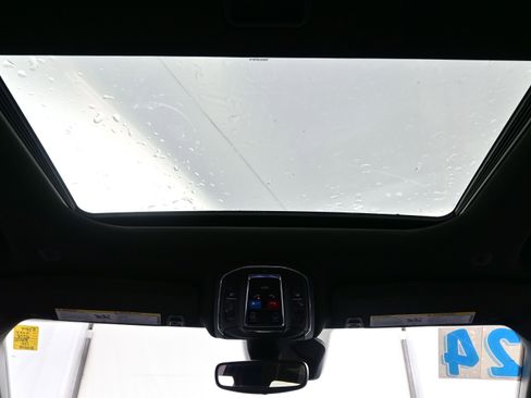 Used 2024 Jeep Grand Cherokee Altitude image 19