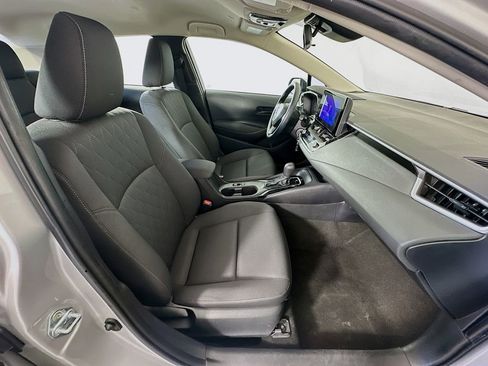Used 2024 Toyota Corolla LE FWD image 27