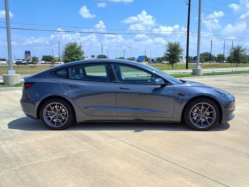 Used 2023 Tesla Model 3 Standard Range RWD image 8